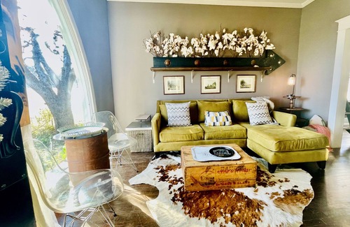 Johnson City Cottage | Tasting House Cottage; Blocks from Tasting Rooms, Breweries, Restaurants & Shops