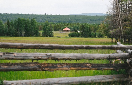 Tatla Lake Cabin | Tatla Lake Cariboo BC. Eco Lodge, Lake Access, Farm Stay. Monthly rentals.