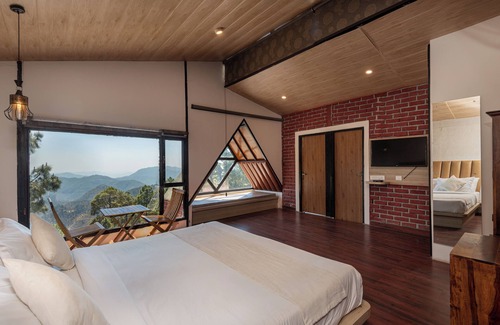 Lansdowne Hotel | tatvam resort