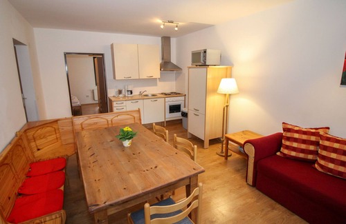 Muhldorf Apartment | Taubenschlag/Top 4 by Interhome