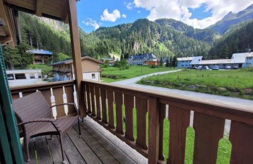 Enzingerboden Ski Chalet | Tauerndorf Enzingerboden Ski in&out - Steinbock Lodges