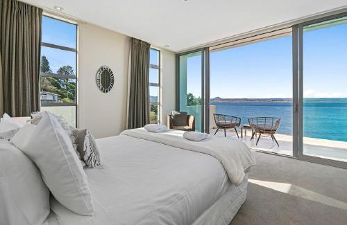 Acacia Bay Apartment | Taupo Penthouse