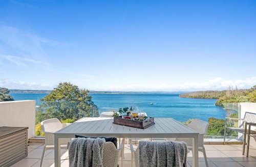 Acacia Bay Apartment | Taupo Penthouse