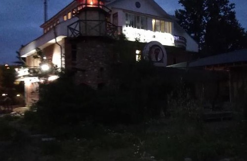 Primorsky District Hotel | Taverna Lisya Nora