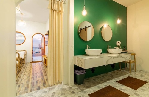 Koh Lan Villa | Tawaen Beach Villa