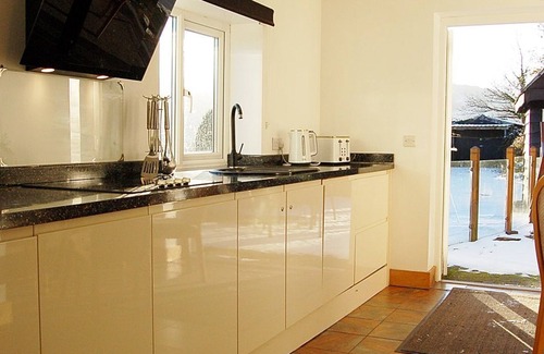 Llanelltyd House | Tawel Fryn Bungalow near Dolgellau