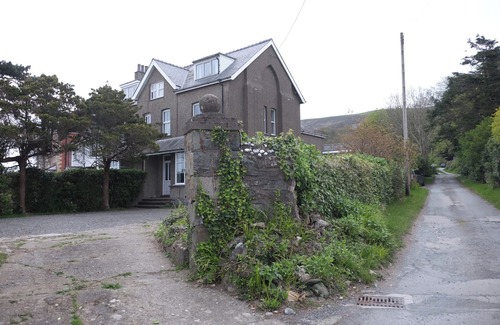 Llwyngwril Cottage | TAWELFAN, pet friendly, country holiday cottage in Llwyngwril
