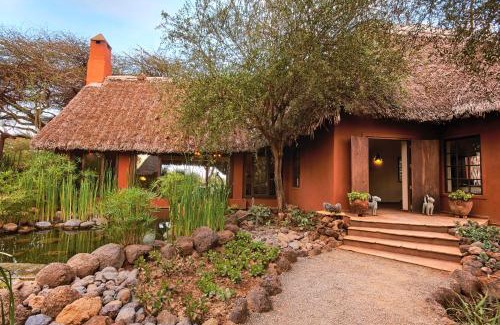 Amboseli Cabin | Tawi Lodge
