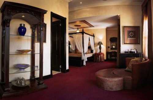 Centurion Hotel | Tayfin Royale Hotel & Conference Centre