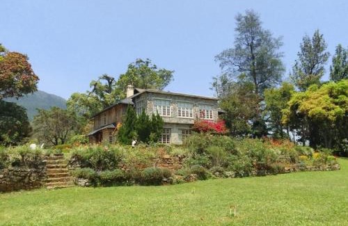 Deltota Hotel | Taylors Hill Boutique Hotel by A&A Leisure