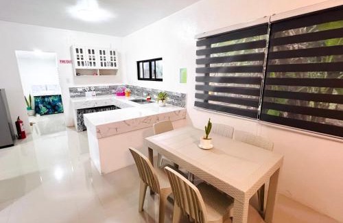 Catarman Villa | Taylors Plantacion Resort- Bungalow Villa