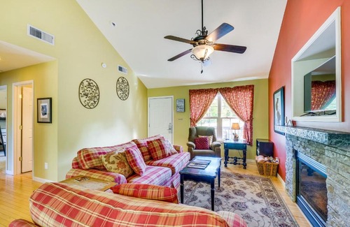 Taylorsville House | Taylorsville Cottage with Hot Tub and Lake Access!