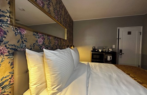 Overtown House | TB Hotel Downtown Miami - Deluxe Room