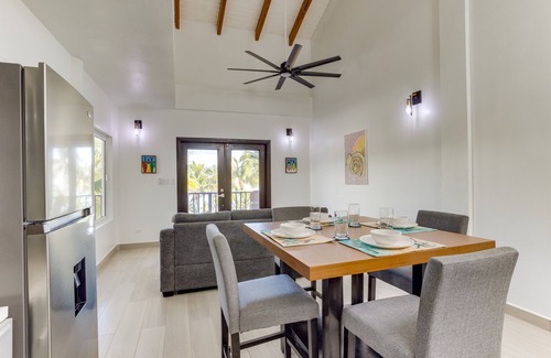 Placencia Apartment | TBS 34 Beachside-Resort Style Condo-Pool-1 Bedroom