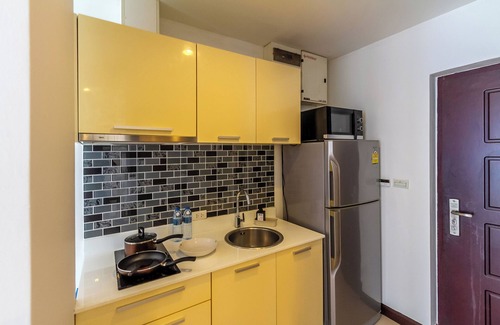 Nana Condo | TC Contel At Sukhumvit Soi 11 nere subway