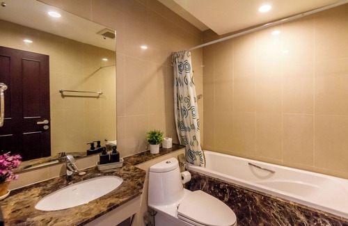 Nana Condo | TC Contel At Sukhumvit Soi 11 nere subway