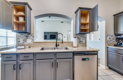 North Central Carrollton House | TCH - 3bd/2.5ba home in Carrollton with Workspace