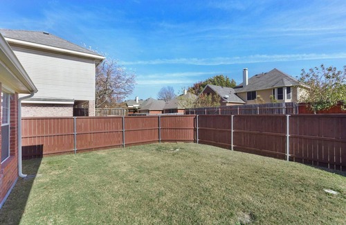 Plano House | TCH - Spacious 4bd/2ba home in Plano w/Workspace