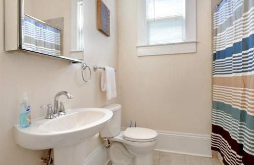 East Riverside House | Tchoup House Two