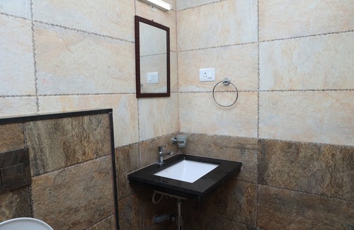 Kanchipuram Hotel | TCS Residency