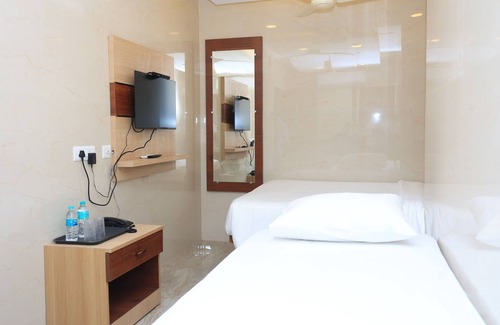 Kanchipuram Hotel | TCS Residency