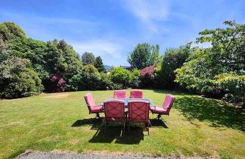 Te Anau House | Te Anau Happy Days Hideaway