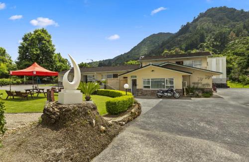 Te Aroha Hotel | Te Aroha Motel