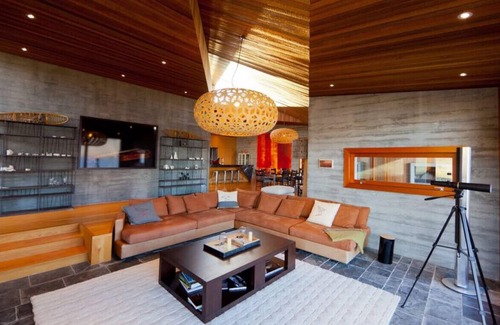 Wanaka House | Te Kahu | Architecturally designed villa | Private lake access