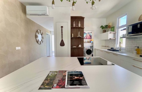 Paea Apartment | Te Miti - Tropical paradise by the sea