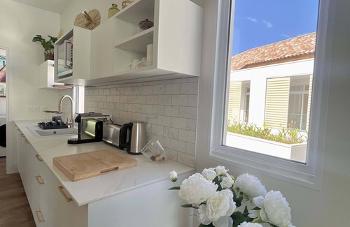 Paea Apartment | Te Miti - Tropical paradise by the sea