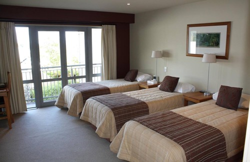 Fox Glacier Cabin | Te Weheka Hotel Fox Glacier