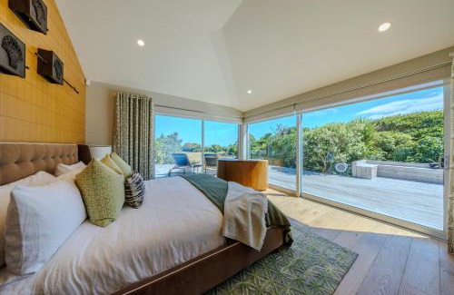 Raglan Hotel | Te Whaanga Retreat & Spa