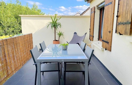 Tremblay-en-France House | TEA&CHILL - Manhattan home - proche gare