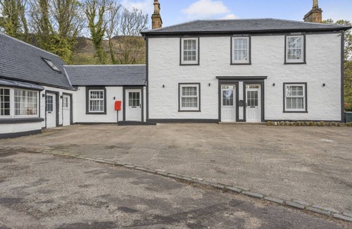 Tarbet House | Tea Room - Tarbet - Two Bedroom House, Sleeps 4
