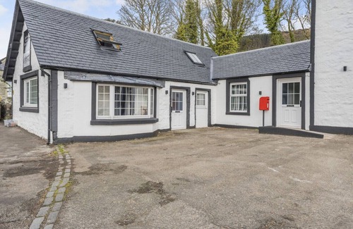 Tarbet House | Tea Room - Tarbet - Two Bedroom House, Sleeps 4