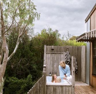 Waterhouse House | 'Tea Tree' Private Retreat with Outdoor Bath