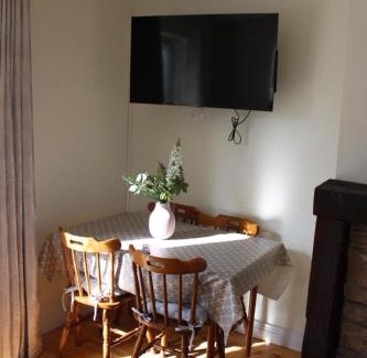 Glen of Aherlow House | Teach DeBúrca