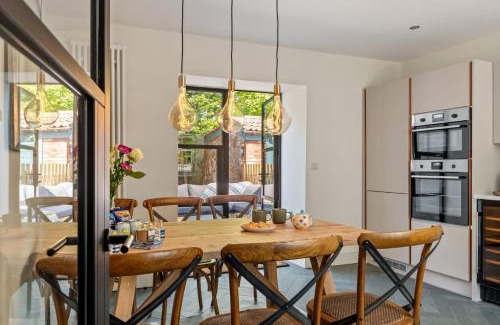 Oxwich House | Teacher's Cottage