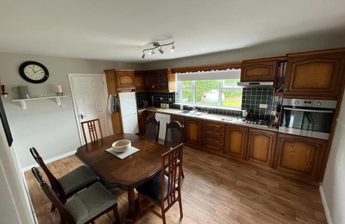 Fahan House | TeachTara,3 night min stay,5 night at peak times