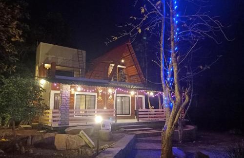Ambavna House | teak trail