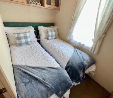 Redcar Resort | Teal - a few steps from the beach