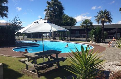 Gisborne Hotel | Teal Motor Lodge