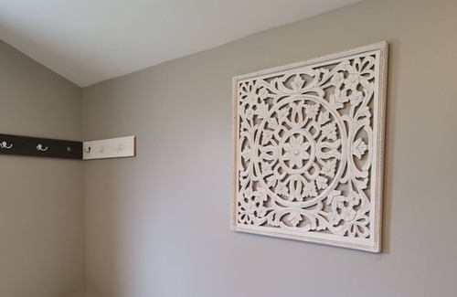 Stamford Apartment | Teal Rose located in Stamford NY