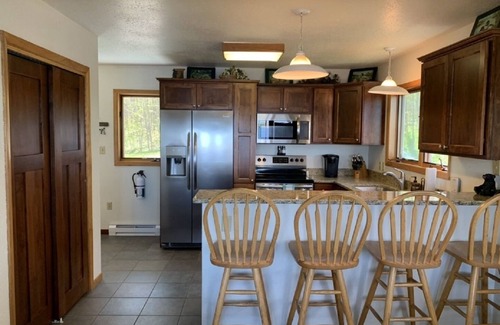 Marenisco House | Teal Wing - Premier Lakeside Lodging on Lake Gogebic