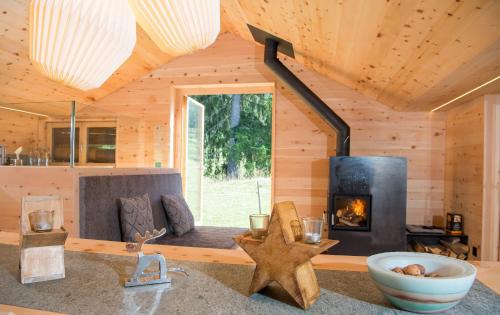 Lantsch-Lenz Ski Chalet | Tech-Free Haven Got Spess Lenzerheide