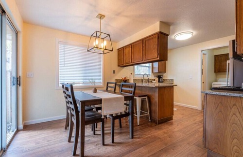 Boise House | Teddy's Townhome 3bd 1.5bath Freshly Renovated!