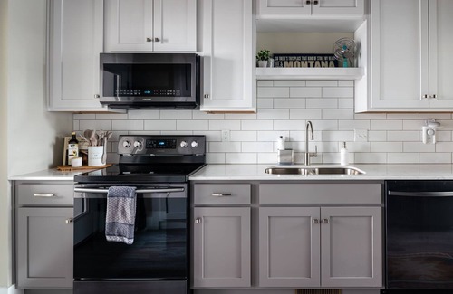 Bozeman Condo | Teddys Townhouse- New Modern Townhome in Belgrade with lots of natural light!