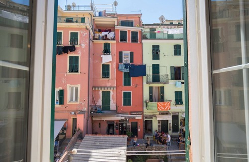 Vernazza Apartment | Tedea 2-bedroom 2-bathroom Apartment