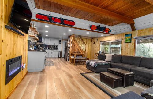 Packwood House | Tee & Ski Cabin