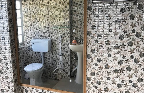 North Point House | Teesta Homestay (Room 1)